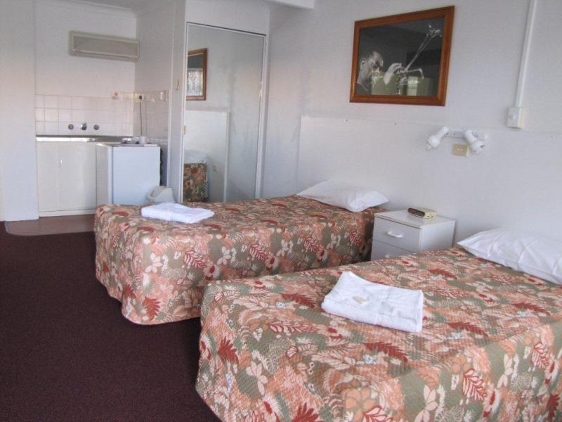 Ballina Hi-Craft Motel Extérieur photo