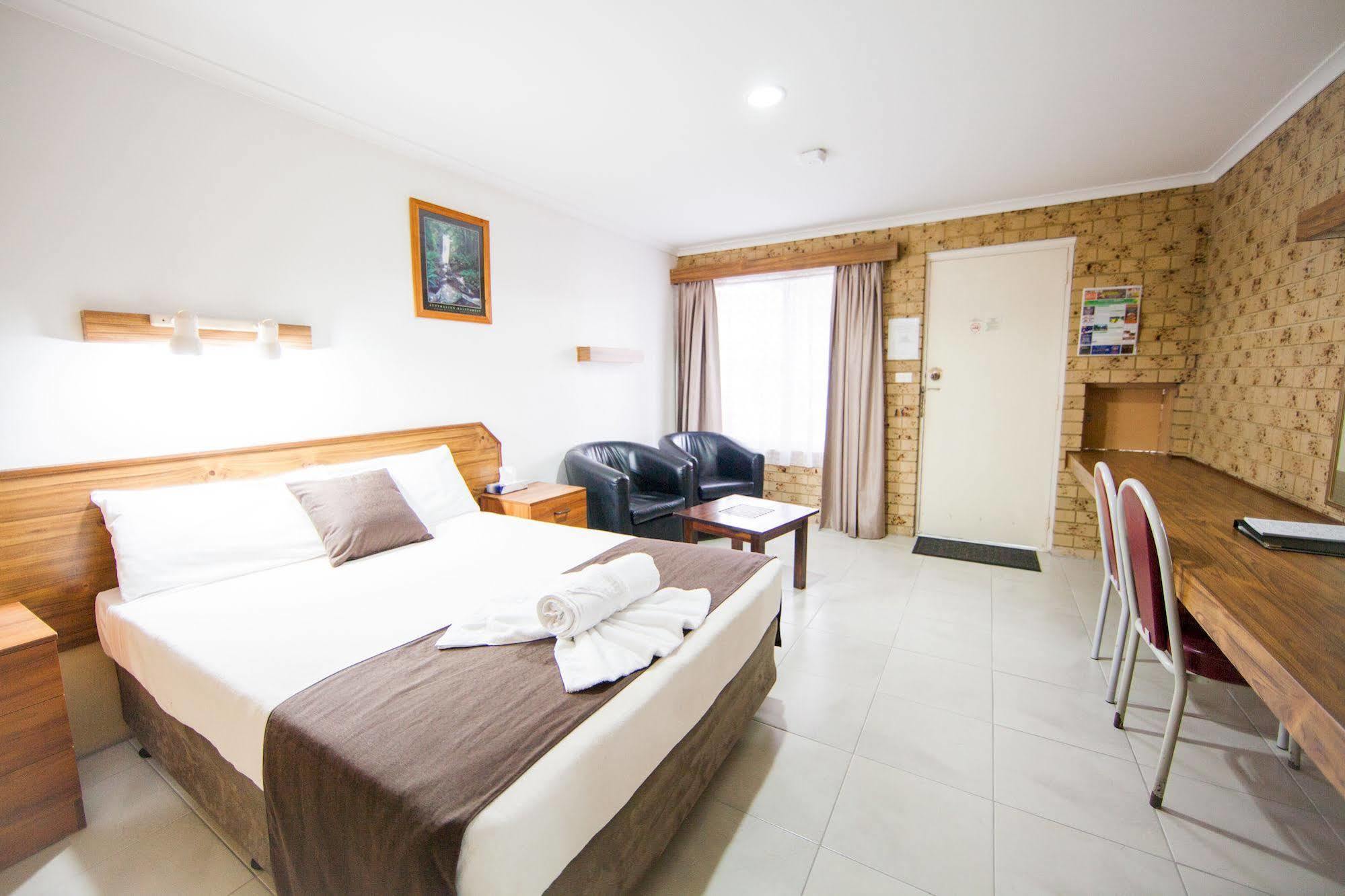 Ballina Hi-Craft Motel Extérieur photo