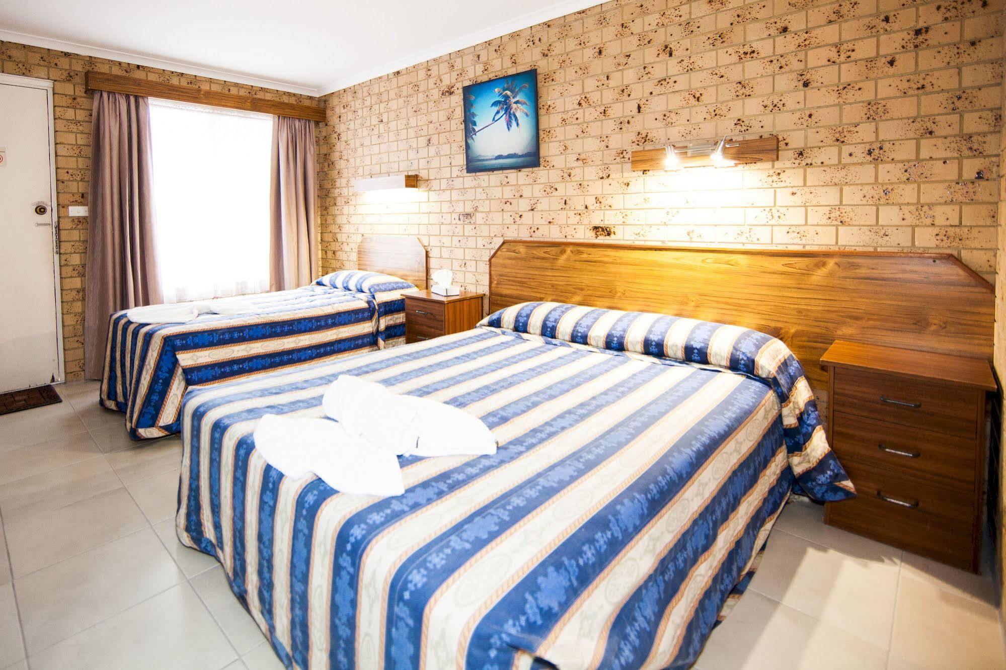 Ballina Hi-Craft Motel Extérieur photo